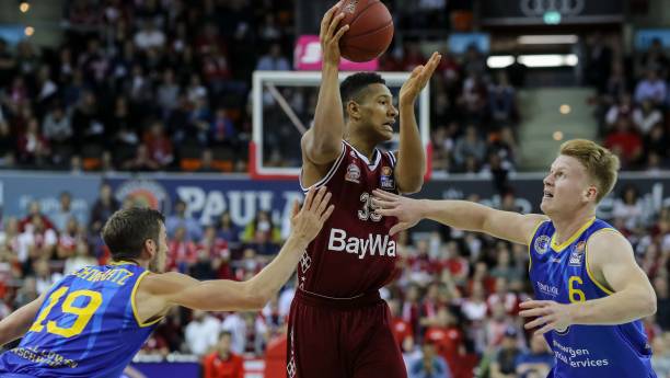 球和2次助 球和2次助